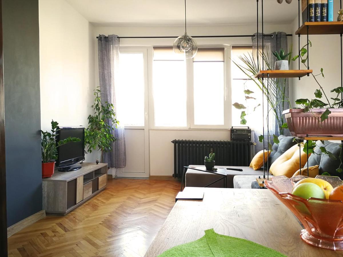 Sunny Downtown Apartment For 4 Sofia Exterior photo